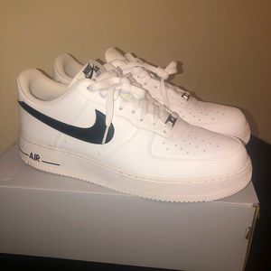 Nike Air Force 1